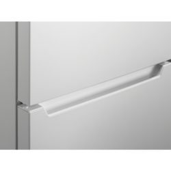 Zanussi - Volně stojící kombinovaná chladnička - ZTAN28FW0